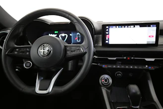 https://vehicle.imgix.net/4258290/c4c43689-2a0f-40a1-ac1b-67deaabc79e2.jpg