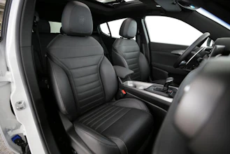 https://vehicle.imgix.net/4258295/6c349a2e-de67-4d12-be16-d1ff4dc1e721.jpg