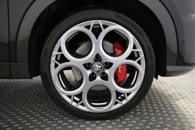 Alfa Romeo Tonale 1.3 Plug-in Hybrid Veloce Q4