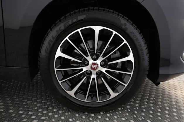 Fiat Tipo SW 1.5 Hybrid Swiss Edition