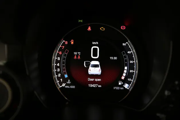 Fiat 595 Abarth 1.4 T-Jet 165 Premium