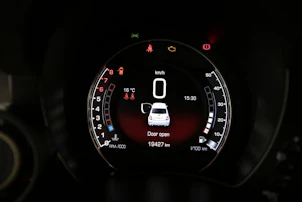 Fahrzeugbild FIAT 595 Abarth 1.4 T-Jet 165 Premium