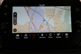 https://vehicle.imgix.net/4258325/e2b02c2a-ef82-442f-8d48-6f7dd615d2a7.jpg