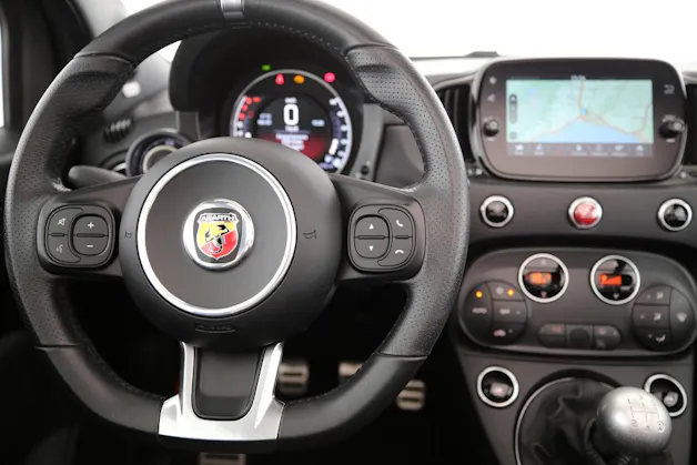 Fiat 595 C Abarth 1.4 T-Jet 165 Premium