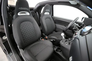 image du véhicule FIAT 595 C Abarth 1.4 T-Jet 165 Premium