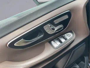 Mercedes-Benz V 300 d AMG Line Extralang