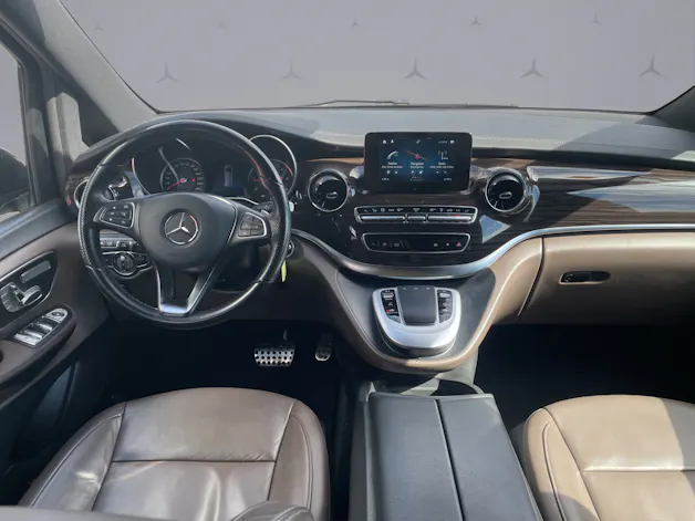 Mercedes-Benz V 300 d AMG Line Extralang