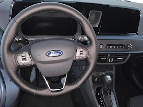 https://vehicle.imgix.net/4258377/0a7177fc-2de4-42d2-9fef-59ccaff6d524.jpg