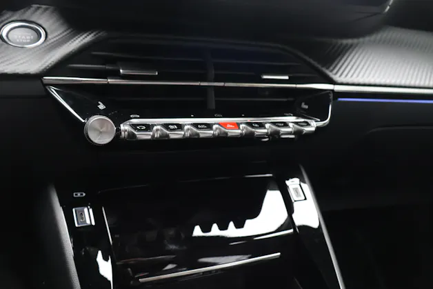 Peugeot 2008 1.2 Hybrid 145 GT