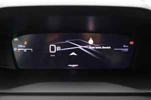 Fahrzeugbild PEUGEOT 208 1.2 Hybrid Allure