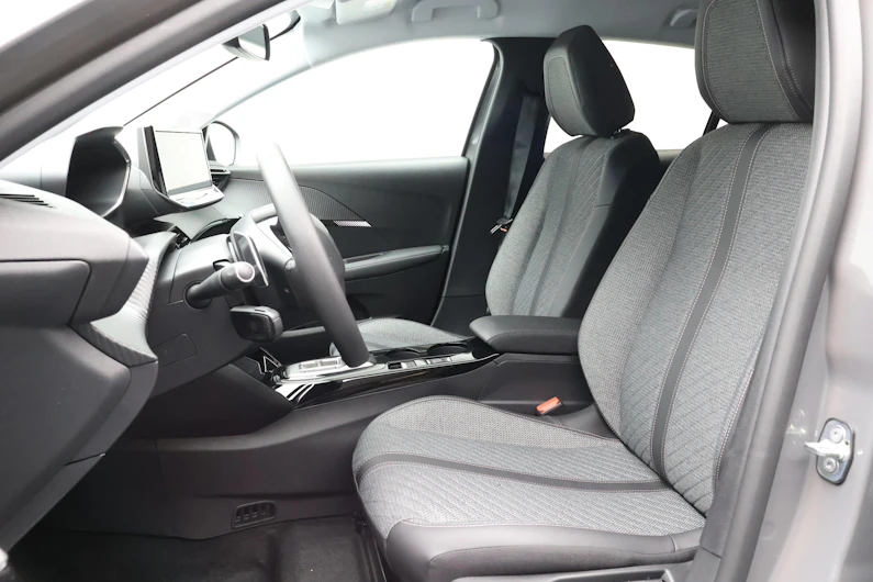 image du véhicule PEUGEOT 208