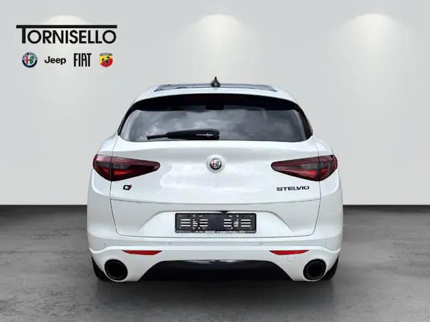 Alfa Romeo Stelvio 2.0 Q4 280 Veloce Sky