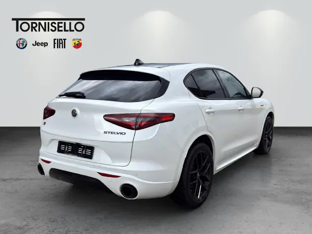 Alfa Romeo Stelvio 2.0 Q4 280 Veloce Sky