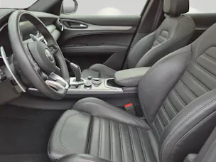 Alfa Romeo Stelvio 2.0 Q4 280 Veloce Sky