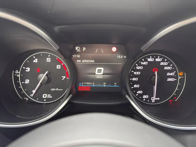 Alfa Romeo Stelvio 2.0 Q4 280 Veloce Sky