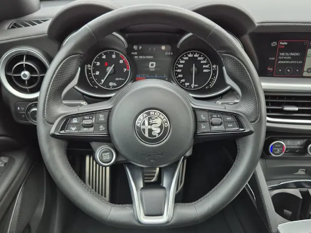 Alfa Romeo Stelvio 2.0 Q4 280 Veloce Sky