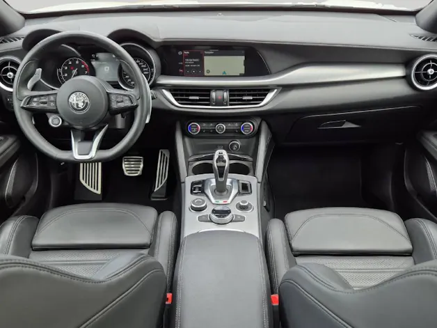 Alfa Romeo Stelvio 2.0 Q4 280 Veloce Sky
