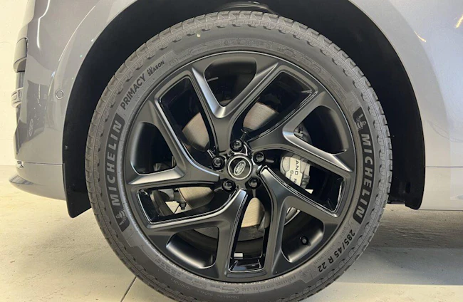 Vehicle image 10 Vehicle image 10