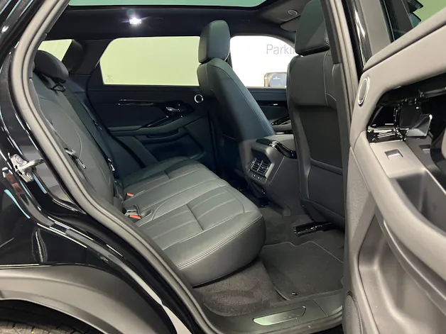 Land Rover Range Rover Evoque 1.5 T 270e Dynamic SE