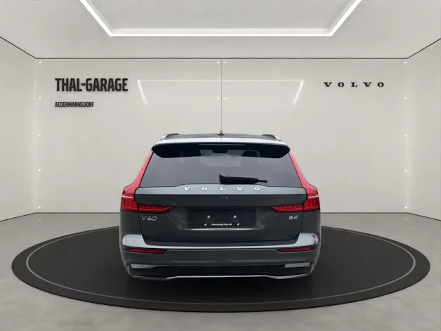 Volvo V60 2.0 B4 Plus Dark