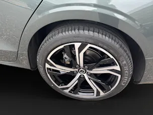 Volvo V60 2.0 B4 Plus Dark