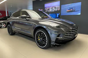 Aston Martin DBX 707
