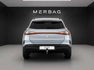 Mercedes-Benz EQA 350 66,5 kWh 4Matic Swiss Star
