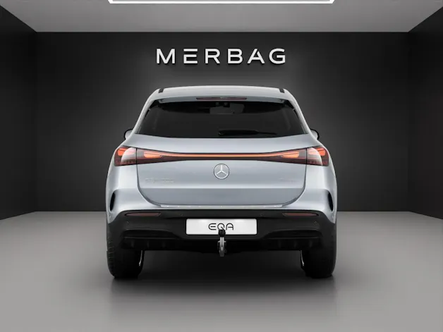 Mercedes-Benz EQA 350 66,5 kWh 4Matic Swiss Star