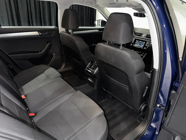 Škoda Superb Combi 1.8 TSI Ambition DSG | 1.Hand | AHK 1800Kg |