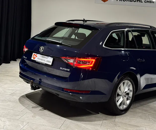 Škoda Superb Combi 1.8 TSI Ambition DSG | 1.Hand | AHK 1800Kg |