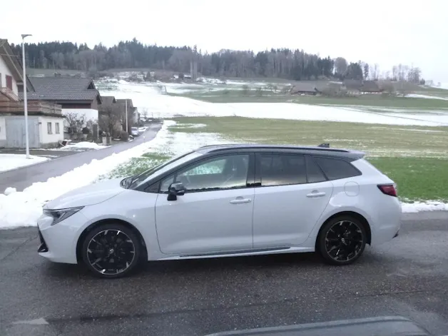 Toyota Corolla Touring Sports 2.0 HSD GR-S e-CVT