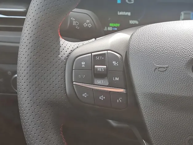 Ford Kuga 2.5 Hybrid ST-Line X 4x4
