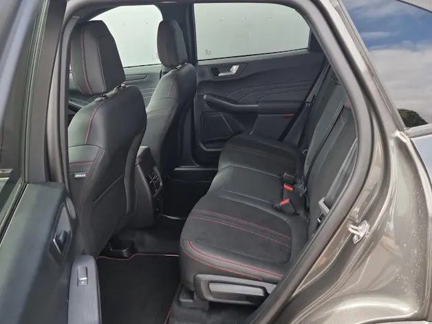 Ford Kuga 2.5 Hybrid ST-Line X 4x4