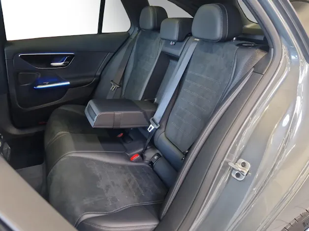 Mercedes-Benz C 300 T 4 Matic