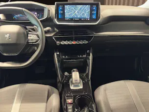 Peugeot 2008 1.2 PureTech Allure Pack EAT8