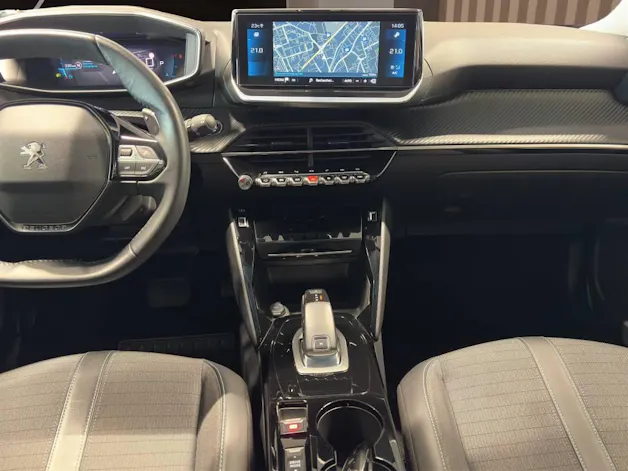 Peugeot 2008 1.2 PureTech Allure Pack EAT8