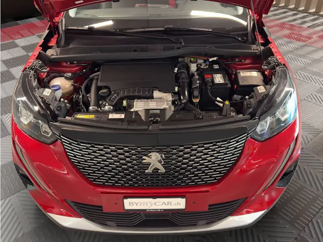 Peugeot 2008 1.2 PureTech Allure Pack EAT8
