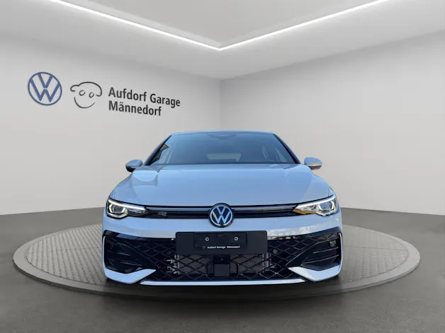 VW Golf 2.0 TSI R-Line DSG 4 Motion