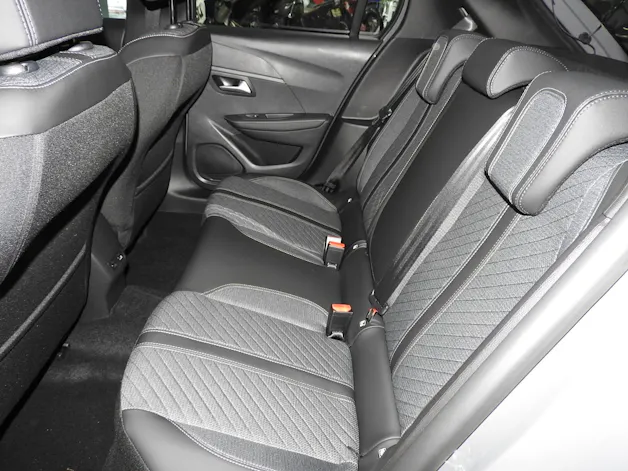 Peugeot 208 1.2 MHEV 110 Allure Premium