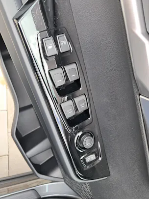 KGM -SsangYong Musso EV 80,6 kWh Bronze 4WD