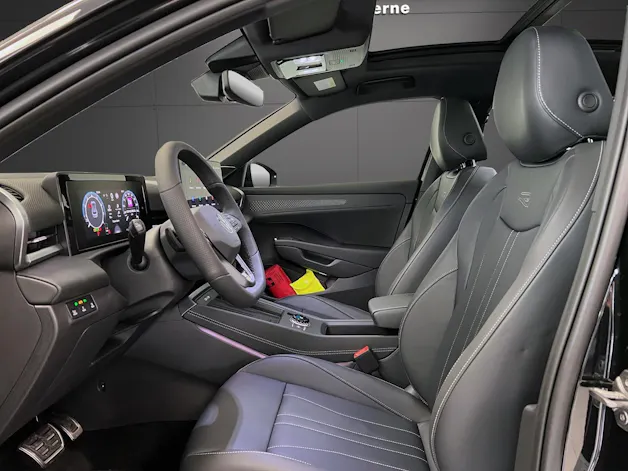 VW T-Roc 1.5 eTSI mHEV R-Line DSG