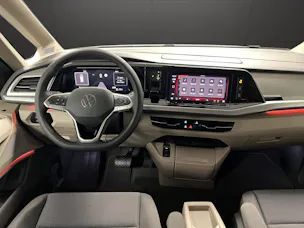 VW Multivan 2.0 TSI Life Edition DSG