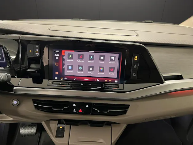 VW Multivan 2.0 TSI Life Edition DSG