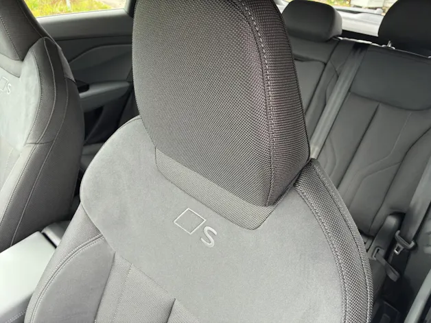 Audi Q3 SUV 110 kW TFSI S tronic