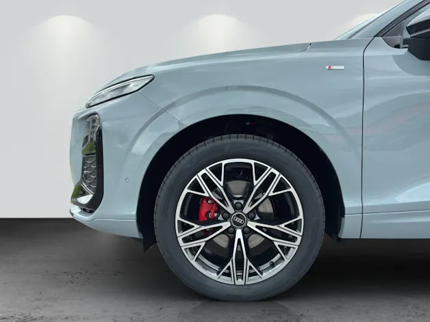 Audi Q3 SUV 110 kW TFSI S tronic