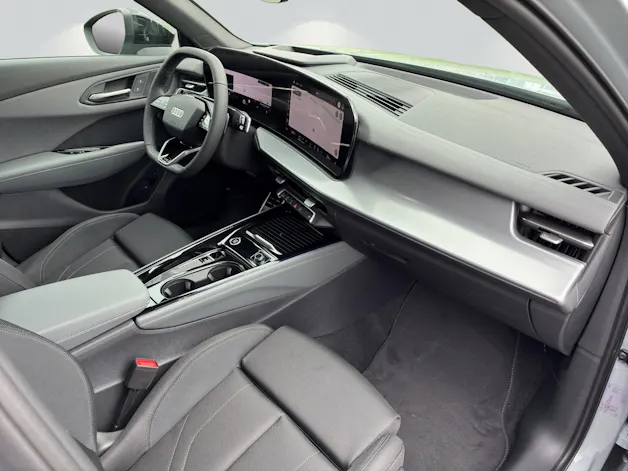 Audi Q3 SUV 110 kW TFSI S tronic