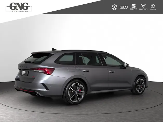 Škoda Octavia Combi 2.0 TSI DSG RS