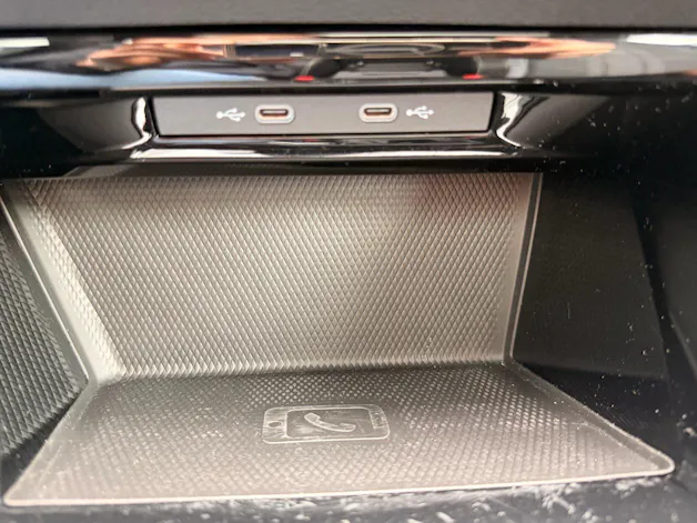 VW Golf 2.0 TSI DSG 4 MOTION R-LINE *** PANORAMAGLASDACH & VIELES MEHR ***