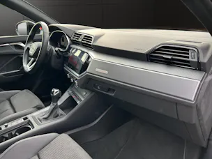 Audi Q3 35 TFSI S line Attraction S-tronic