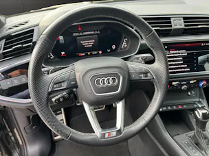 Audi Q3 35 TFSI S line Attraction S-tronic